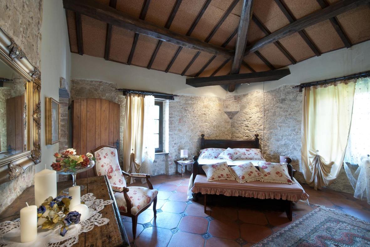 Agriturismo Renello Petroio Exterior foto